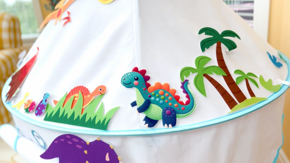 Dinosaur Adventure StickeeZ