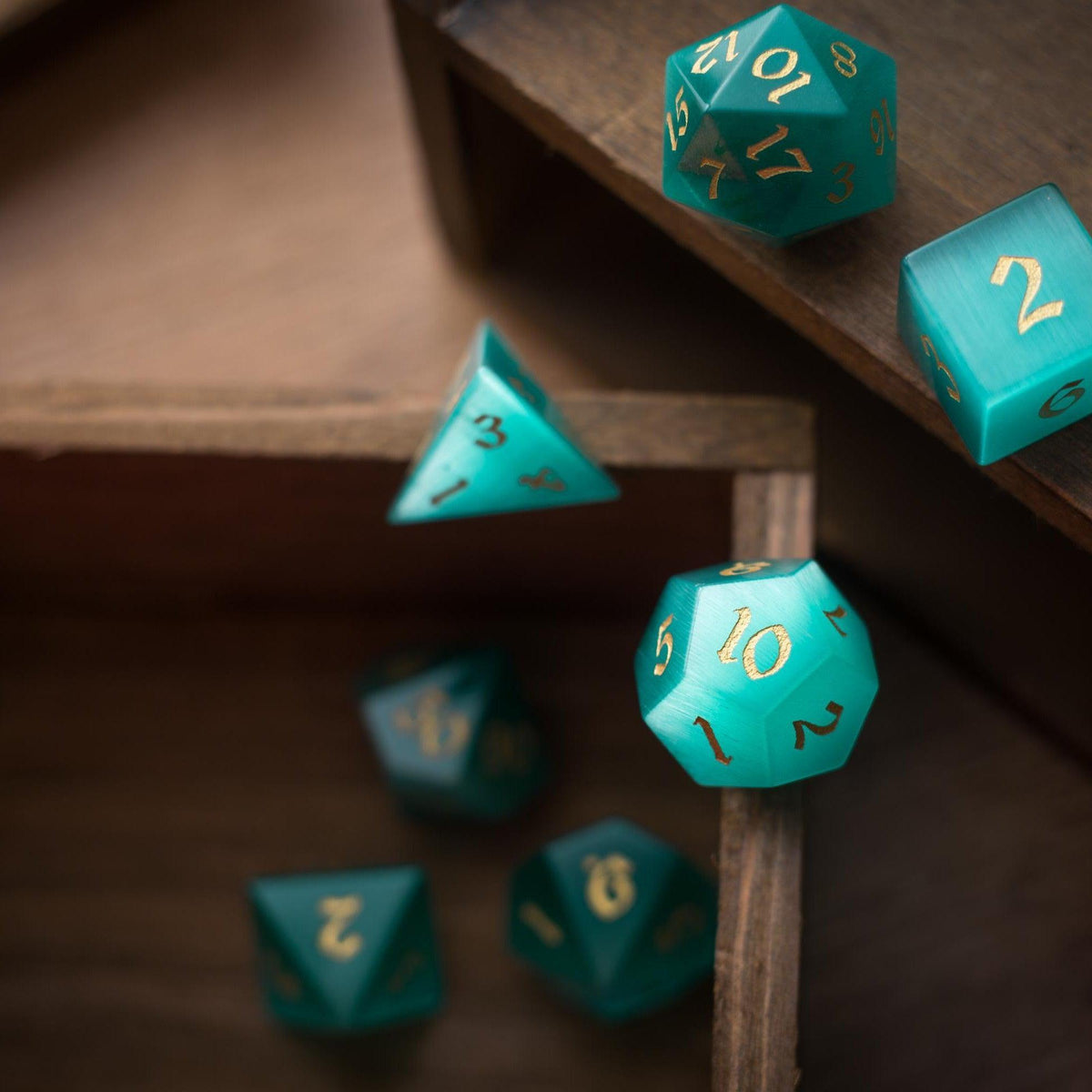 Gemstone Aquamarine Cats Eye Stone Hand Carved DND Dice Set