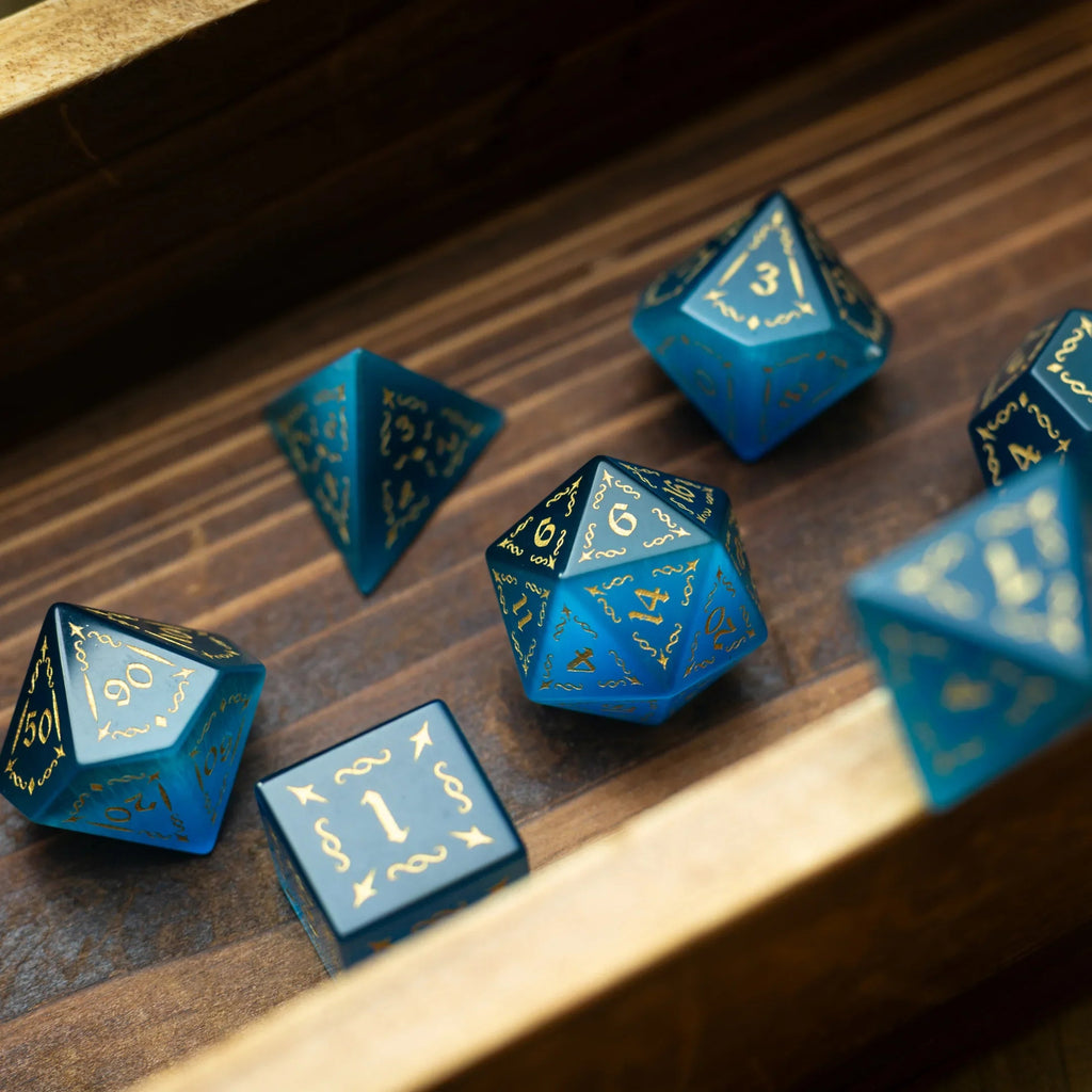 Vine Spike Gemstone Blue Cats Eye Stone DND Dice Set